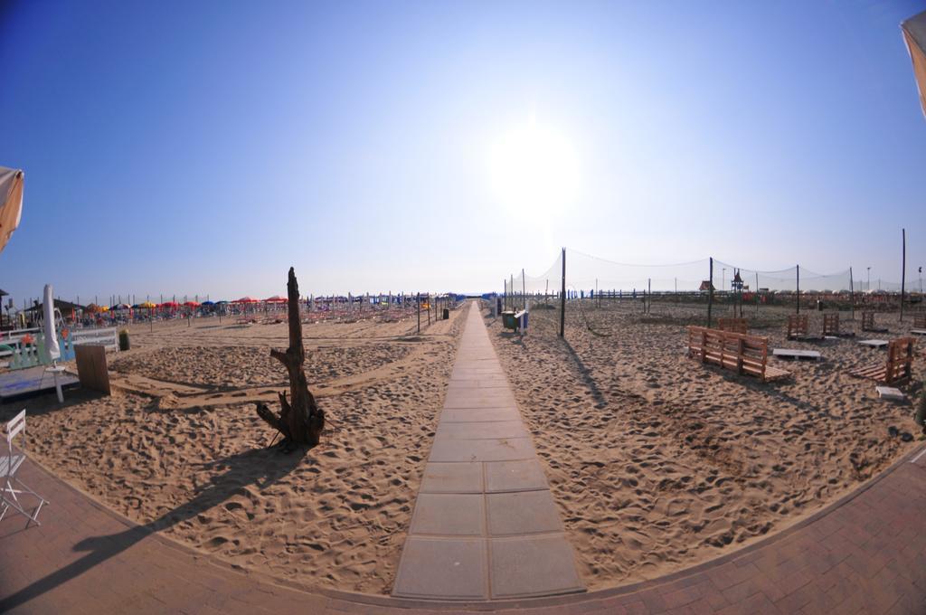 Hotel Antonella Lido di Classe Exteriér fotografie