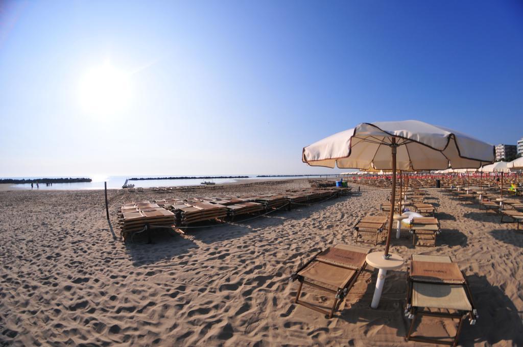 Hotel Antonella Lido di Classe Exteriér fotografie